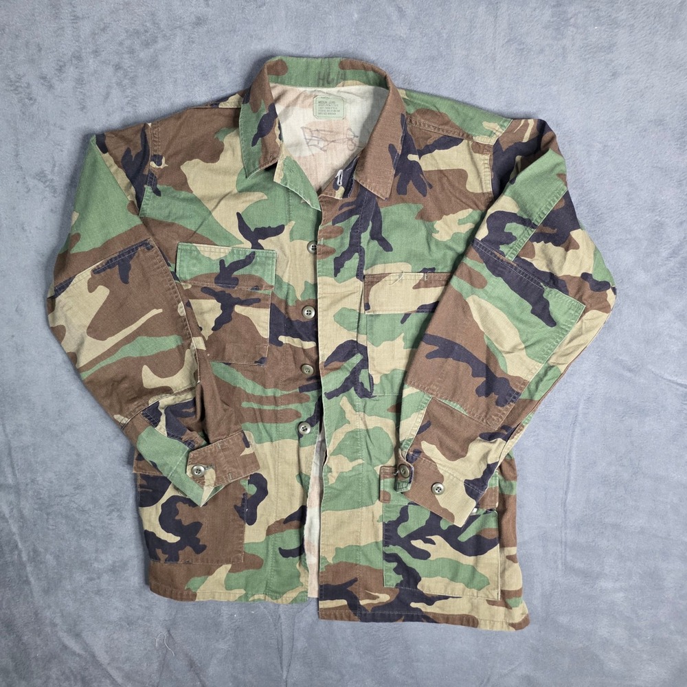Vintage US Military Woodland Camo BDU Field Jacket Medium Long 8415-01-084-1648